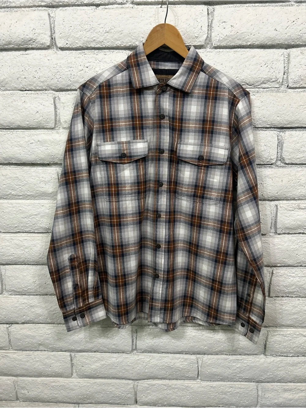 North River Mens Plaid Flannel Shirt Brown Grey White Long Sleeve Button Down M